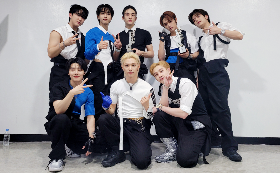 Stray Kids